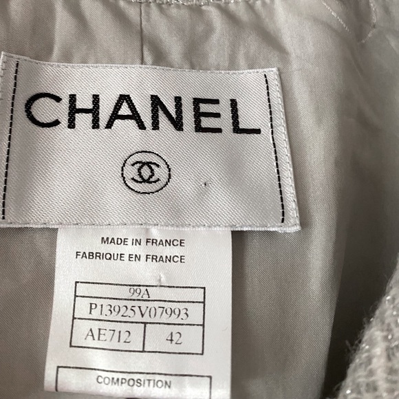 SOLD❗️Chanel runway fall silver gray tweed blazer jacket - Picture 12 of 14